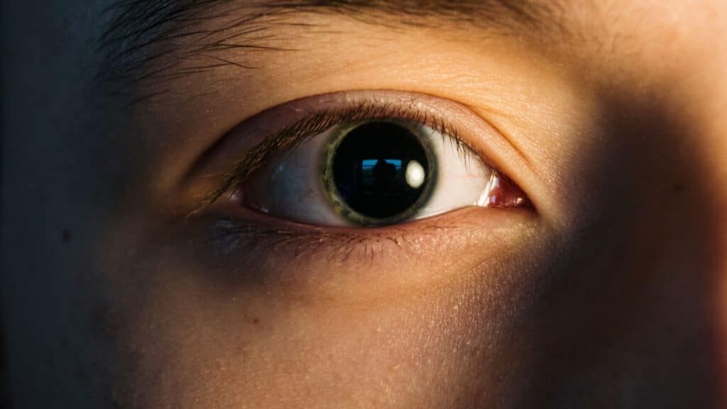 dilated pupils on drugs