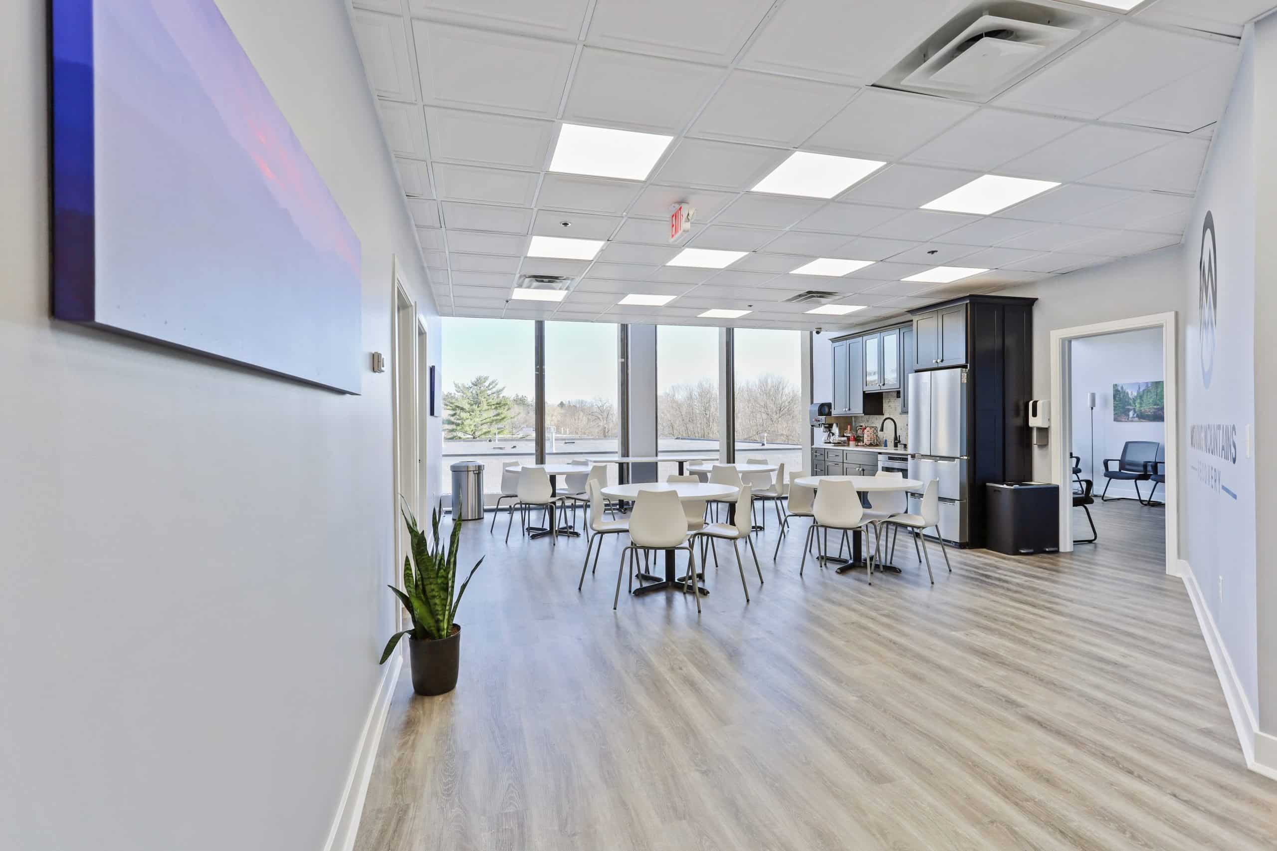 Moving-Mountains-Outpatient-Kitchen-scaled-1