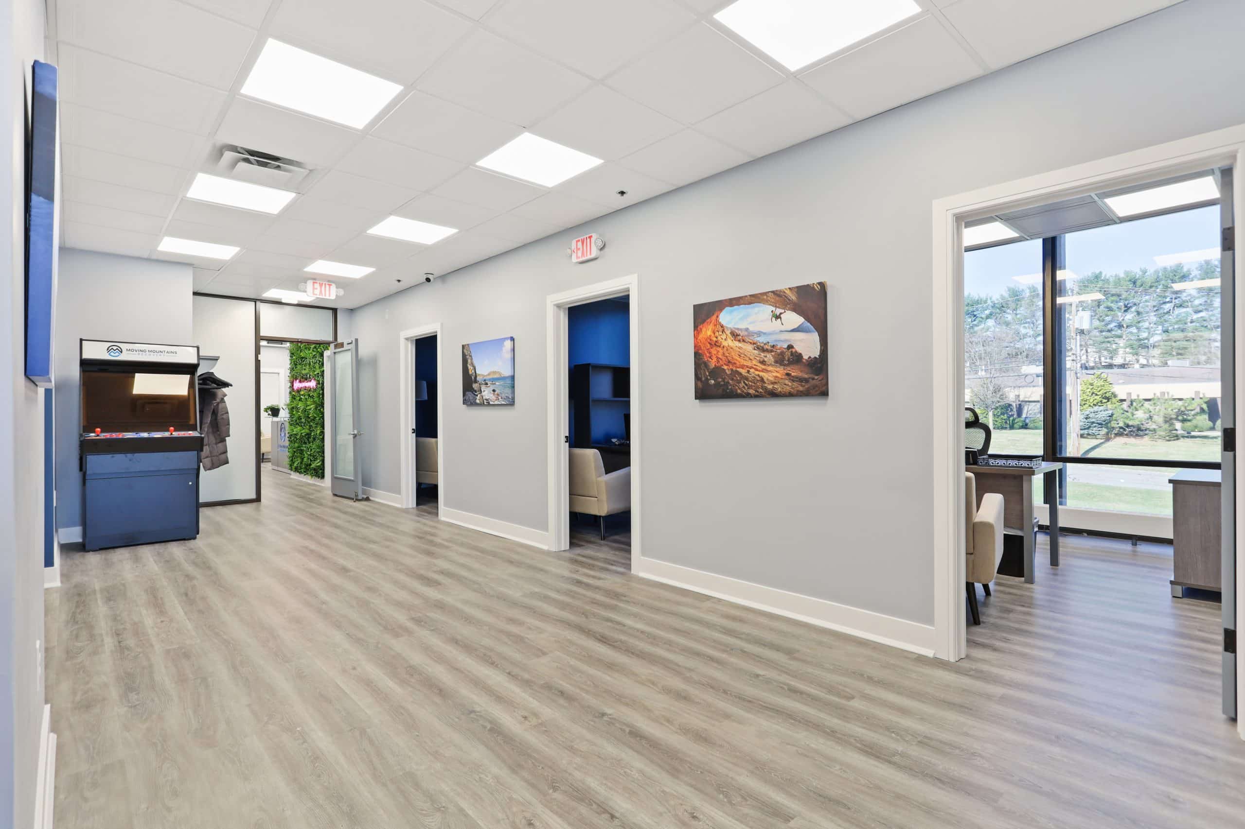 Moving-Mountains-Recovery-One-on-One-Therapy-scaled-1